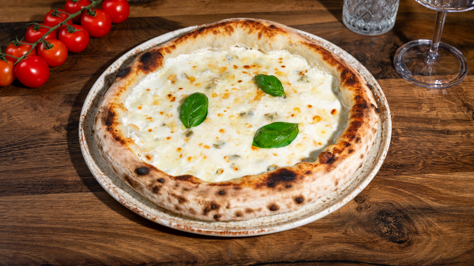 Pizza Regina Bianca